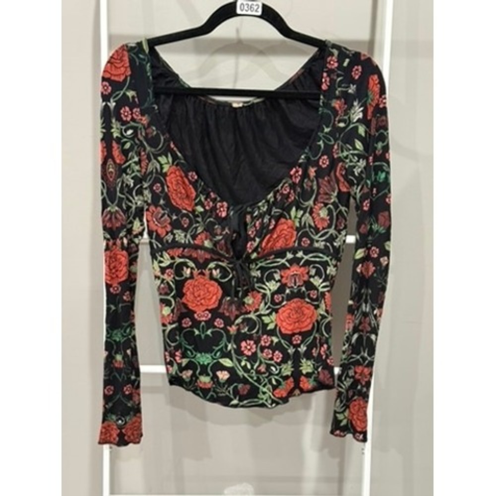 Free People Black Floral Rose Print Long Sleeve Top Sweetheart Neck M Whimsigoth
